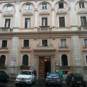 Garden's Elide Roma