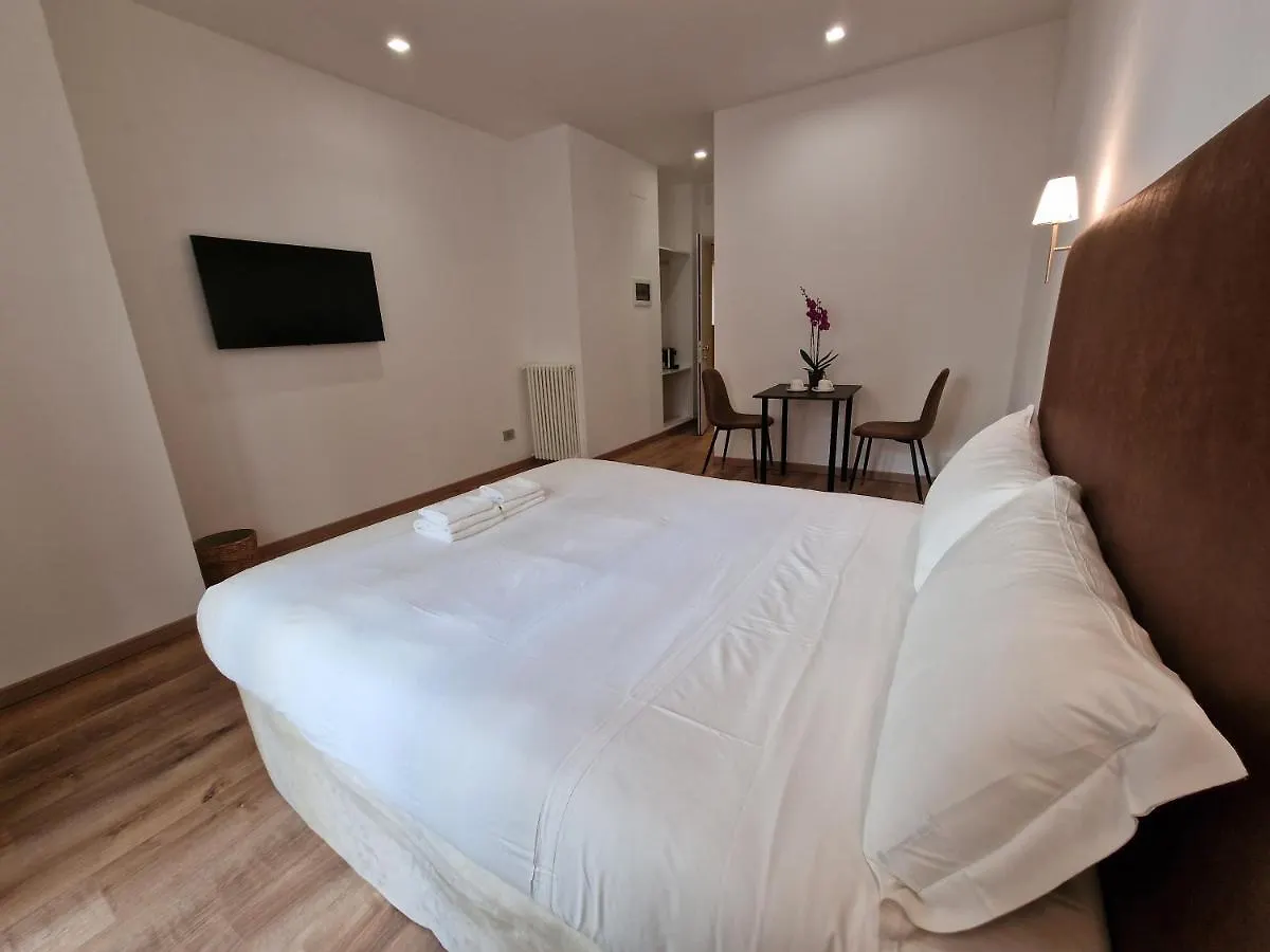 Bed and breakfast Cuma Suites Roma