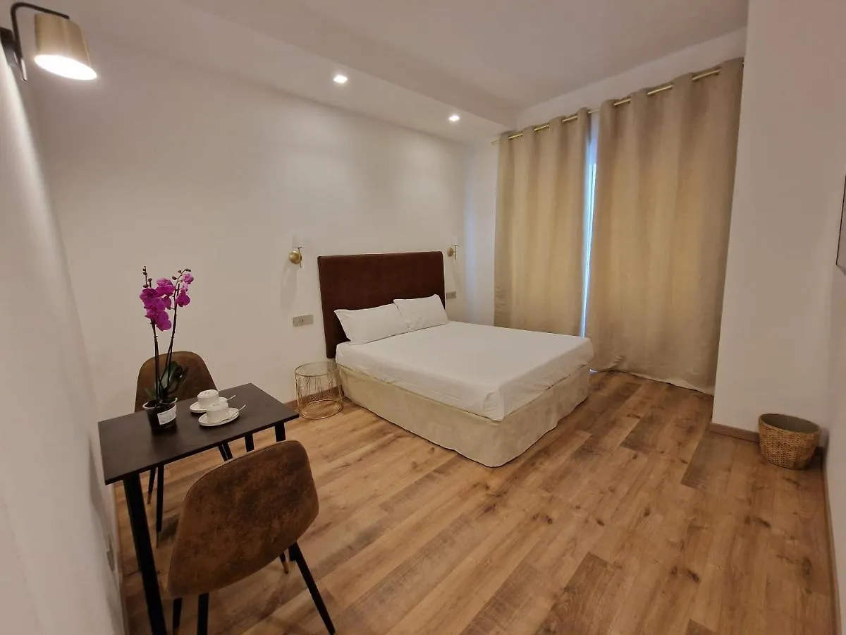 Cuma Suites Rome Italie