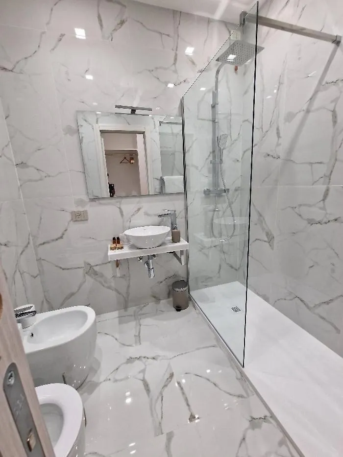 Cuma Suites Roma Bed and breakfast